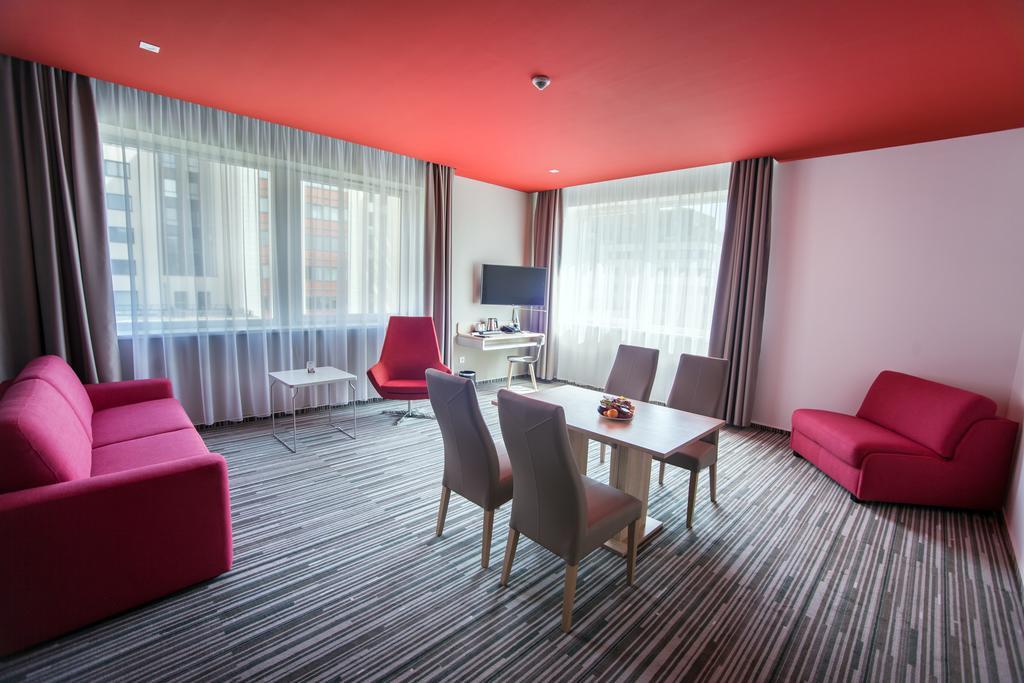 Park Inn By Radisson Budapest Exterior photo
